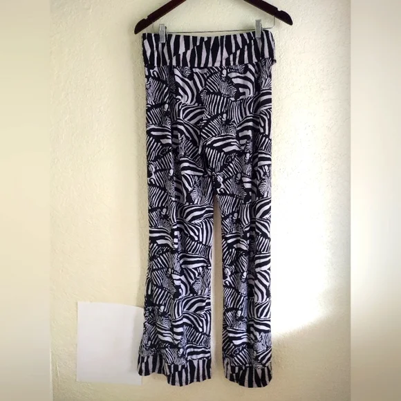 TRINA TURK Zebra Print Wide Leg Swim/Cover Up/Resort Pants - Picture 4 of 5